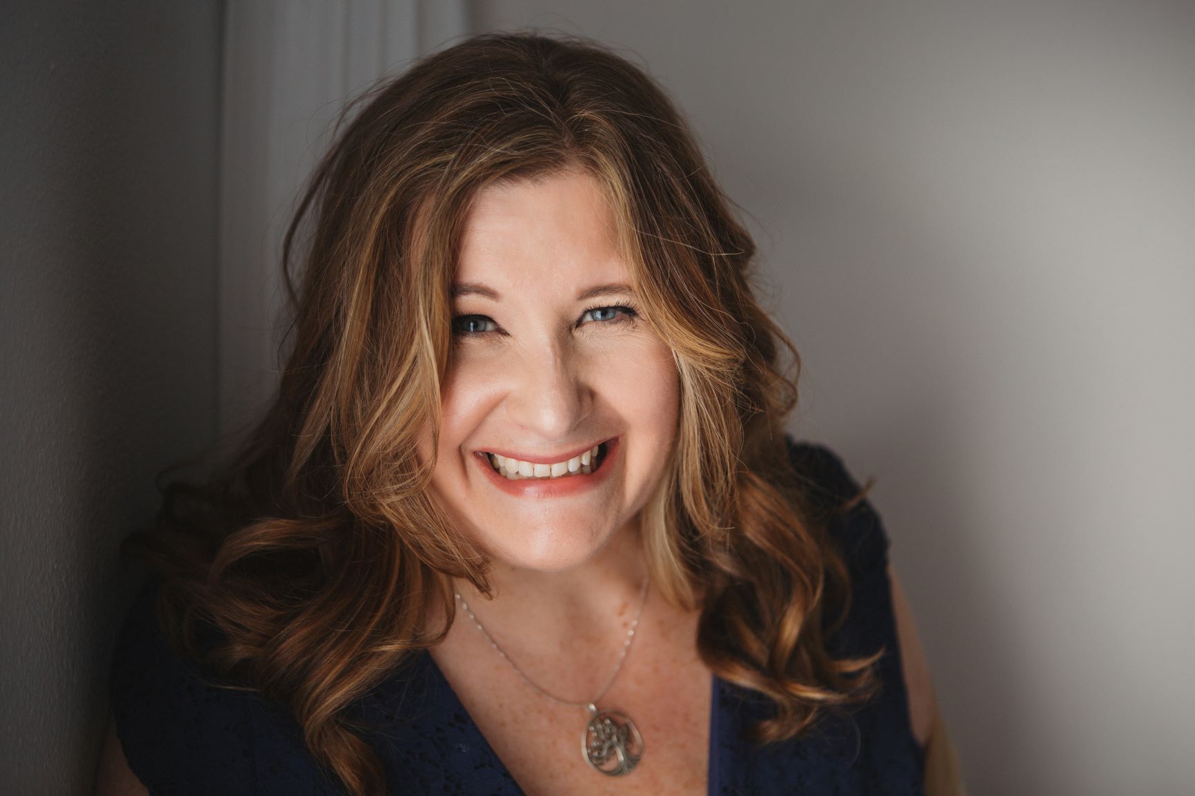 Janai Headshot 2020 – Copy sm