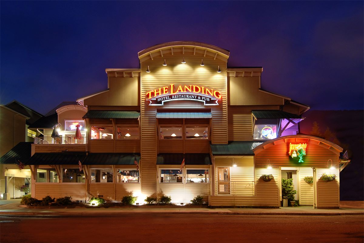 The Landing Hotel, Restaurant & Jeremiah’s Pub